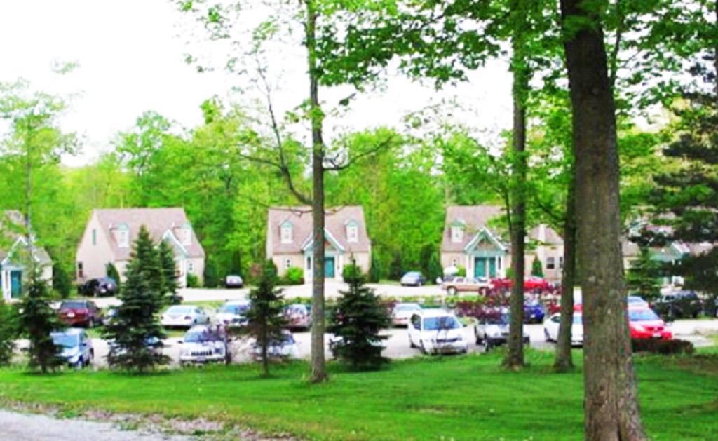 Spruce Hill Inn & Cottages Mansfield Cameră foto