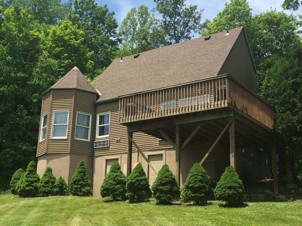 Spruce Hill Inn & Cottages Mansfield Exterior foto